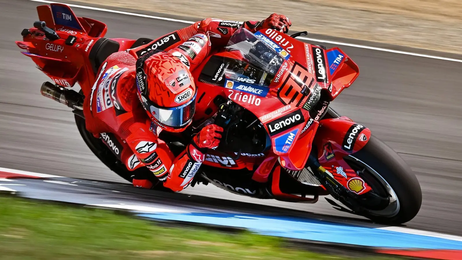 Jüngst erst das Titel-Comeback, nun verletzt: Weltmeister Marc Márquez (Archivbild). (Foto: Pavlíèek Luboš/CTK/dpa)