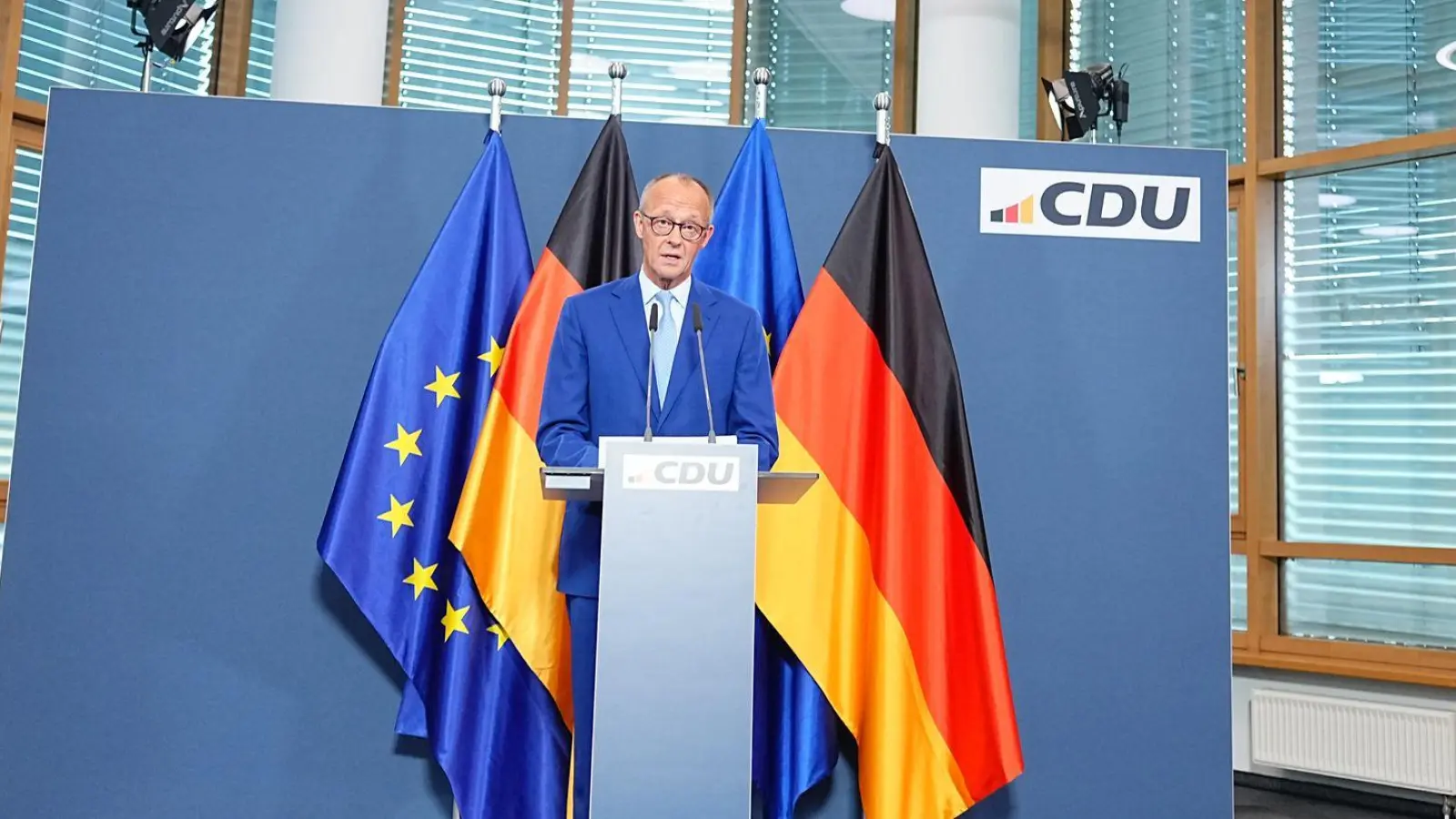 Kanzler Merz sagt, am Ergebnis der CDU in Mecklenburg-Vorpommern gebe es nichts schönzureden. (Foto: Michael Kappeler/dpa)