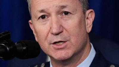 US-Generalstabschef&nbsp;Caine soll Präsident Trump vor Risiken eines Militäreinsatzes im Iran gewarnt haben. (Archivbild) (Foto: Alex Brandon/ap/dpa)