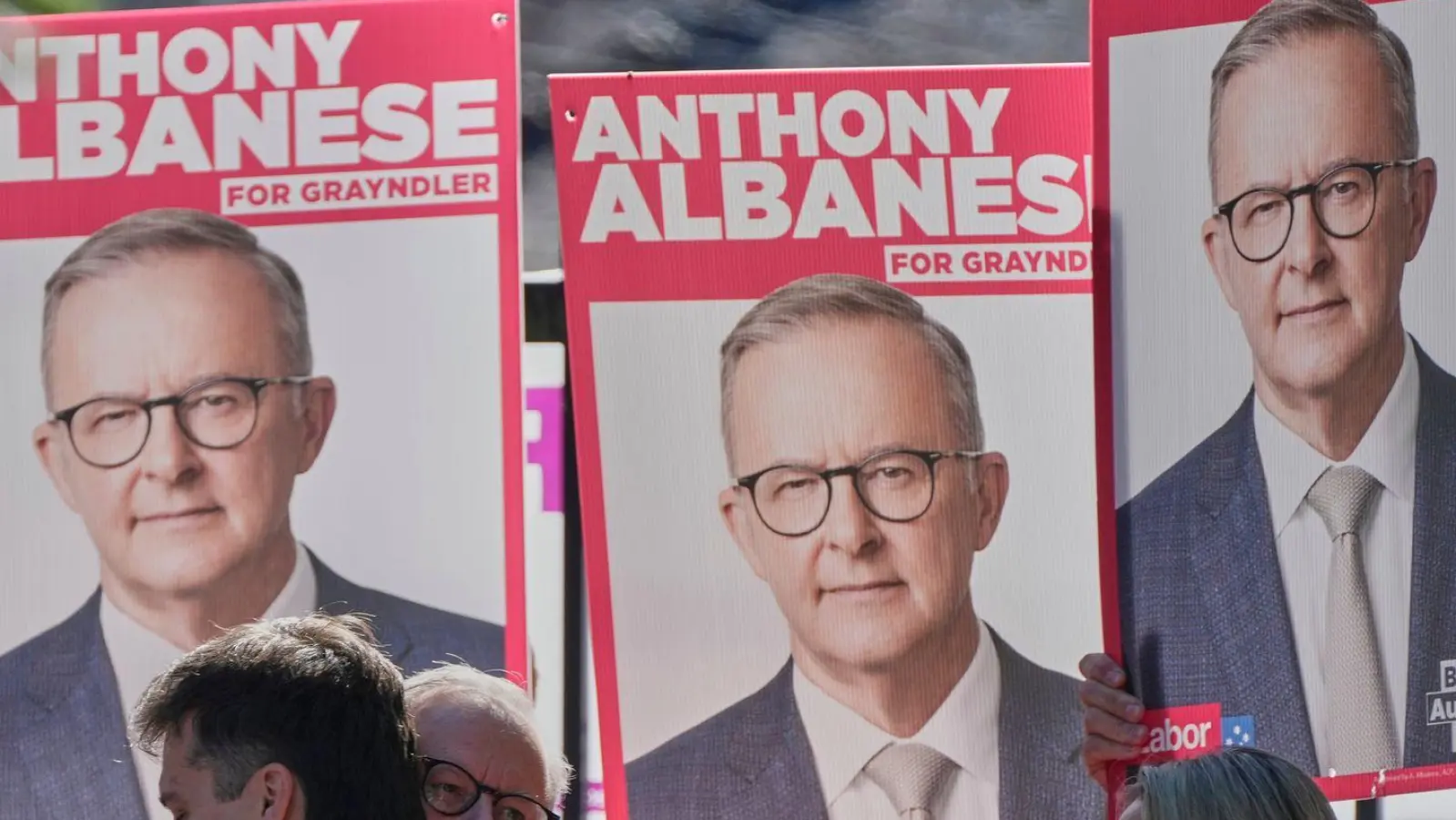 Albanese ist der erste Premier seit 20 Jahren, der eine zweite Amtszeit gewinnen konnte. (Foto: Rick Rycroft/AP/dpa)