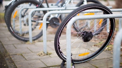 Schon wieder eins weg: 2024 wurden über 245.000 Fahrräder als gestohlen gemeldet – die meisten bleiben verschwunden. (Foto: Martin Gerten/dpa/dpa-tmn)