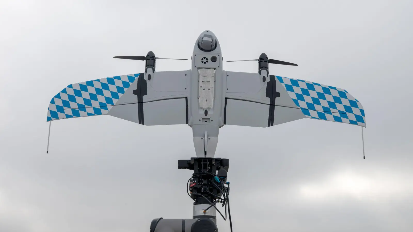 Viele Start-Ups tun sich schwer mit dem Abheben. Bekannte Start-Ups wie der Drohnenhersteller Quantum Systems haben es bei der Suche nach Geldgebern erheblich leichter als viele andere Jungunternehmen. (Symbolbild) (Foto: Peter Kneffel/dpa)