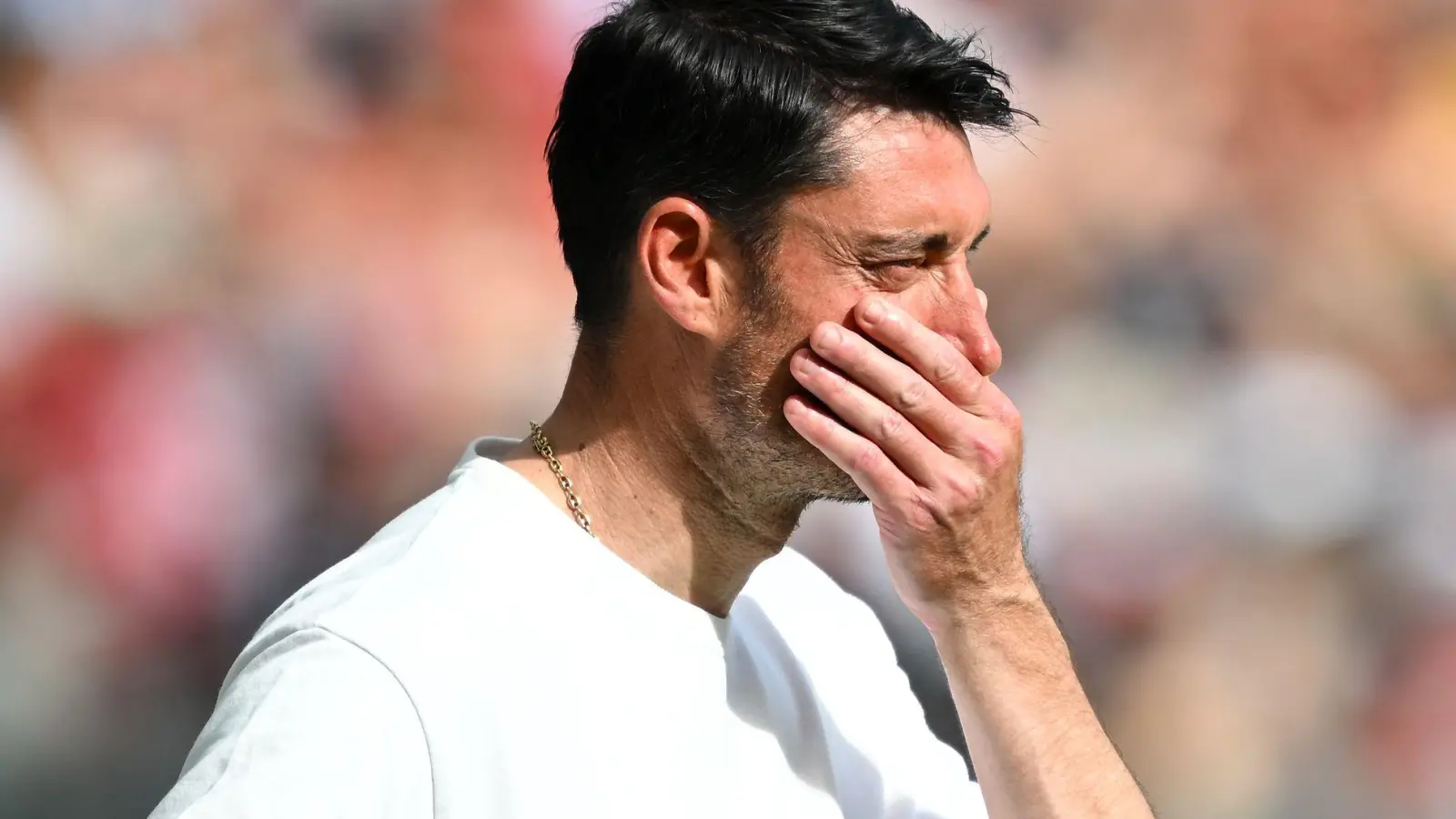 Trainer Albert Riera soll Eintracht Frankfurt auch in Dortmund betreuen.  (Foto: Florian Wiegand/dpa)