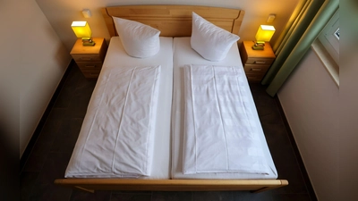 Touristen in München und vielen anderen Städten müssen auch künftig keine Bettensteuer bezahlen. (Symbolbild) (Foto: Jan Woitas/dpa-Zentralbild/dpa)