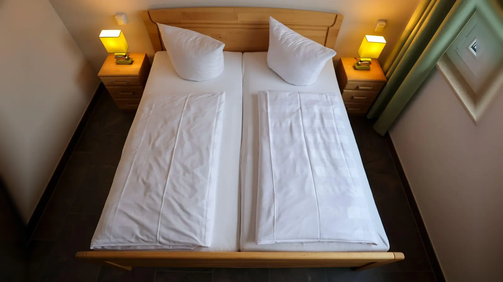 Touristen in München und vielen anderen Städten müssen auch künftig keine Bettensteuer bezahlen. (Symbolbild) (Foto: Jan Woitas/dpa-Zentralbild/dpa)