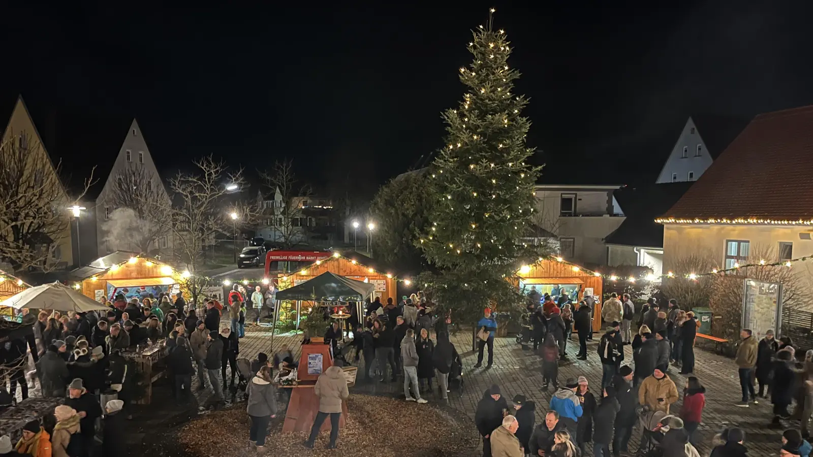 Besuchen Sie den Weihnachtsmarkt in Dombühl am 6. und 7. Dezember 2025. Es lohnt sich! (Foto: Marktgemeinde Dombühl)