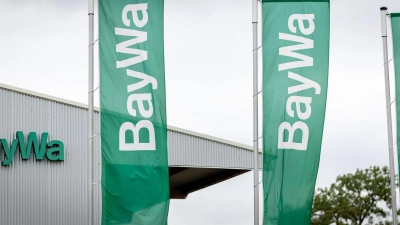 Baywa-Standort in Bamberg: Die Sanierung des Konzerns soll nun bis Ende 2030 dauern, und damit zwei Jahre länger dauern als ursprünglich geplant. (Archivbild) (Foto: Daniel Karmann/dpa)