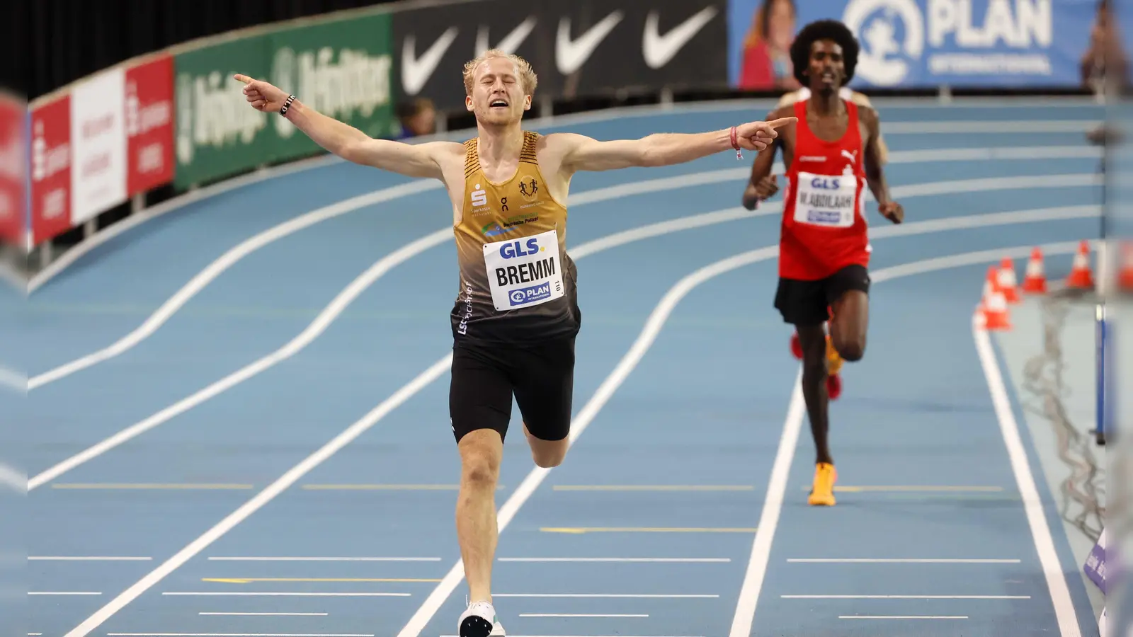 Florian Bremm (hier bei seinem 3000-Meter-Sieg bei der Deutschen Hallen Meisterschaft 2024) stellte eine neue persönliche Bestzeit über die 5000 Meter auf. (Foto: Theo Kiefner)
