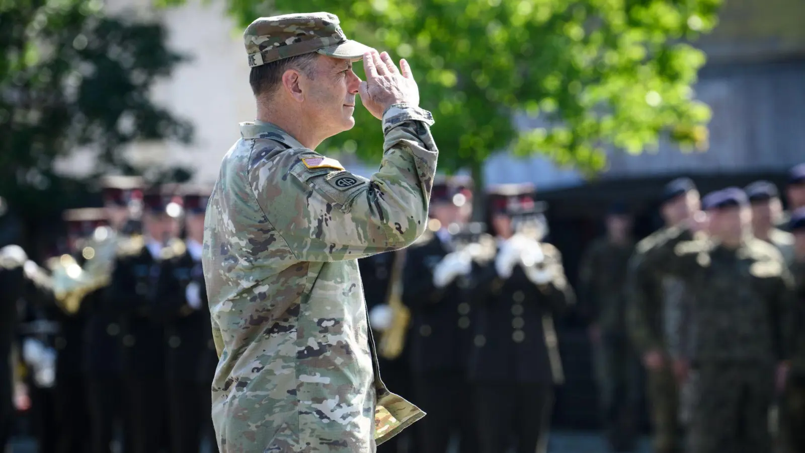General Donahue gilt als einer der angesehensten Generäle des US-Heeres. (Foto: Bernd von Jutrczenka/dpa)