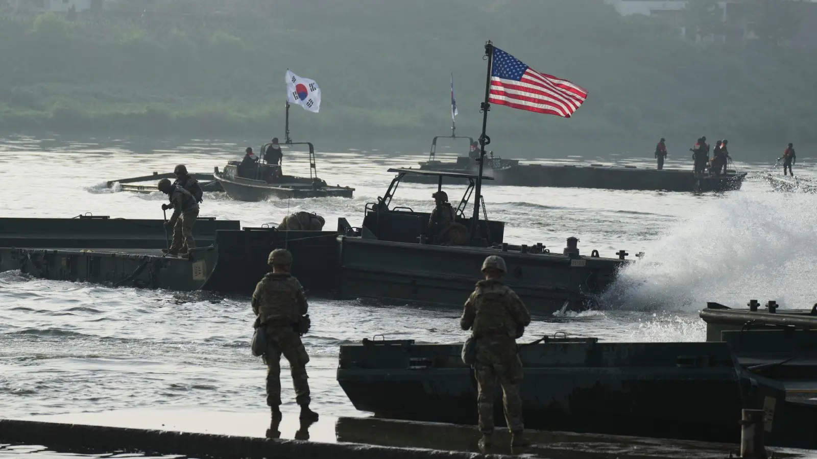 Jedes Jahr führen Streitkräfte Südkoreas und der USA gemeinsame Militärübungen durch. (Archivbild) (Foto: Lee Jin-man/AP/dpa)