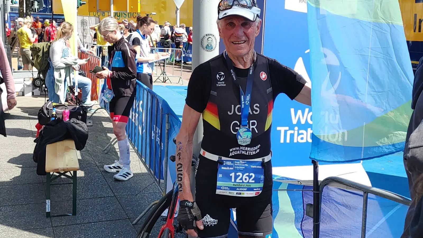 Weltmeister und Deutscher Meister in einem Aufmarsch: Reinhard Joas von den Herrieder Aquathleten. (Foto: Ida Widtmann)