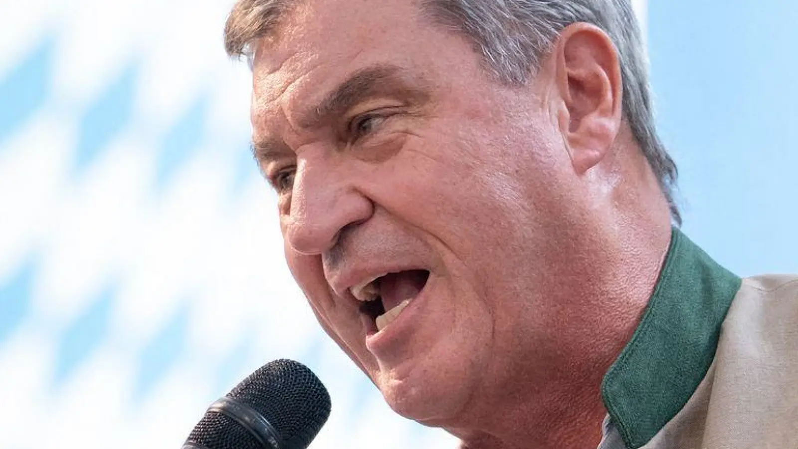 CSU-Chef Söder sieht in Sachsen-Anhalt die AfD am Zuge bei der Regierungsbildung.  (Foto: Peter Kneffel/dpa)