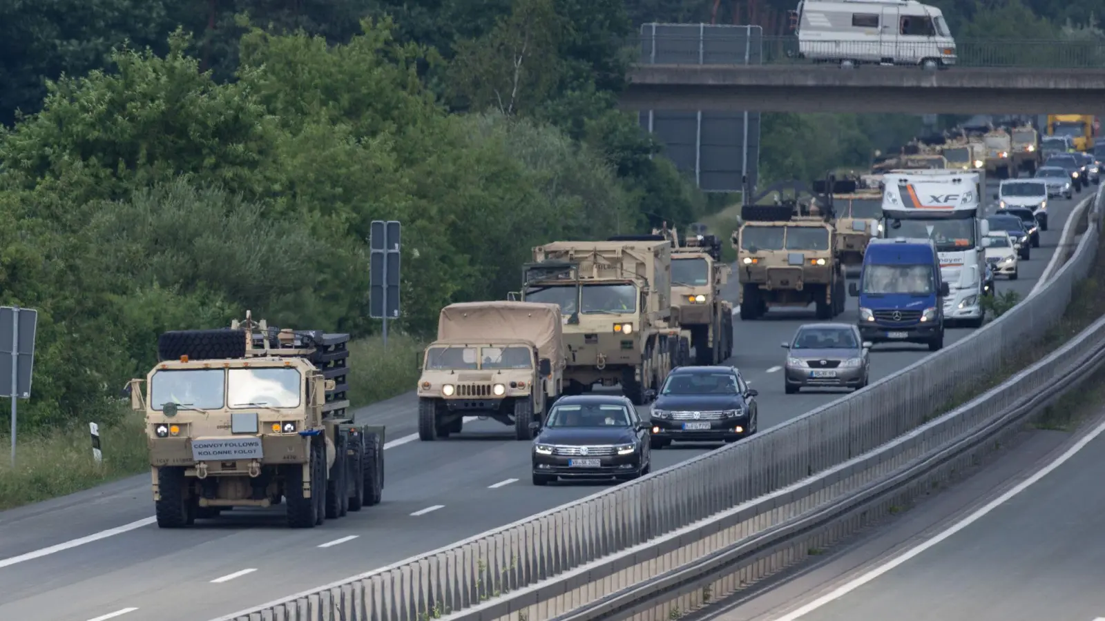 In Notfallsituationen sollen Militärs künftig von bestimmten Regeln für den Güterverkehr ausgenommen werden. (Archivbild) (Foto: Friso Gentsch/dpa)