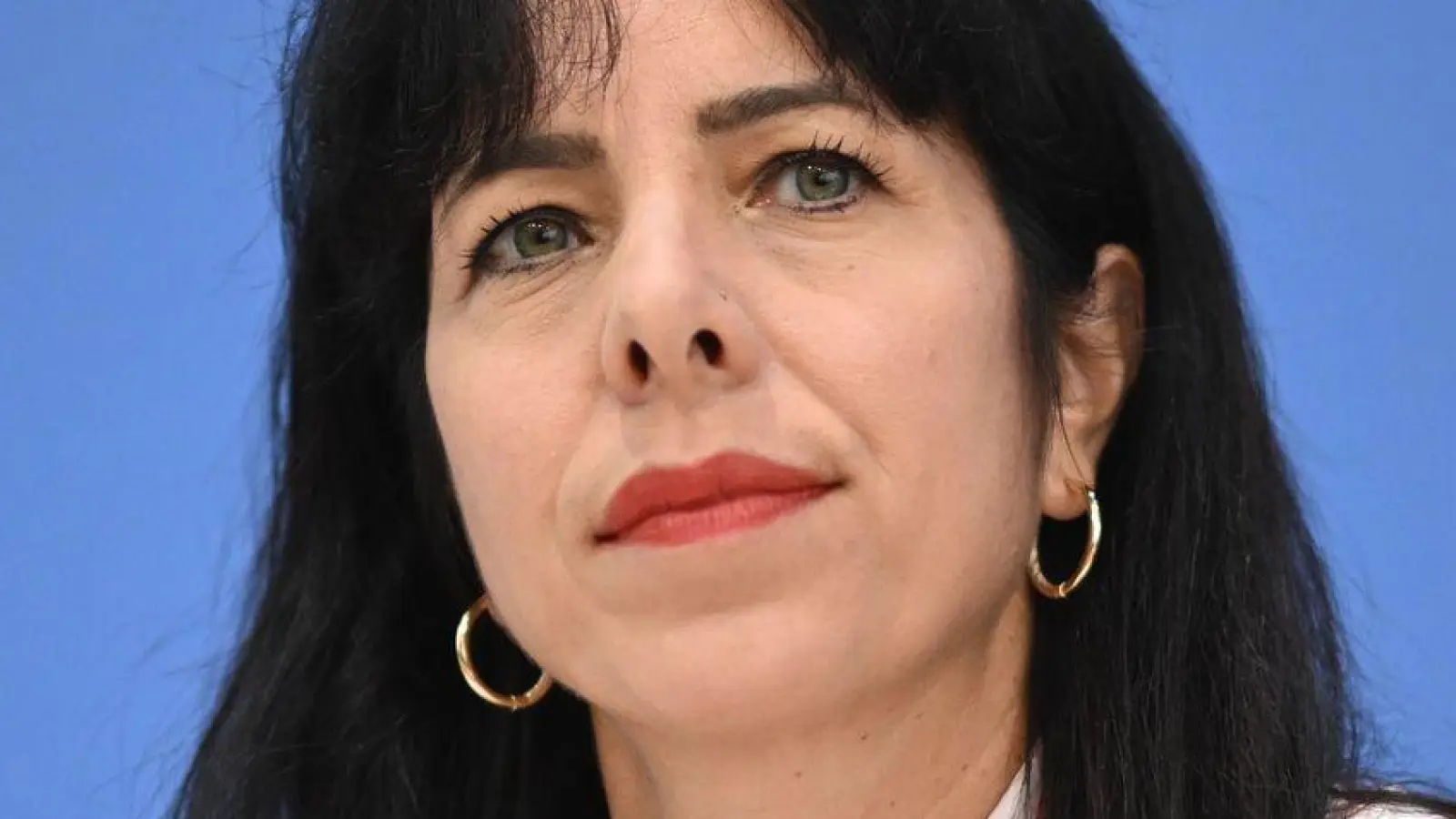 Könnte Berlins neue Regierende Bürgermeisterin werden: Elif Eralp.  (Foto: Britta Pedersen/dpa)