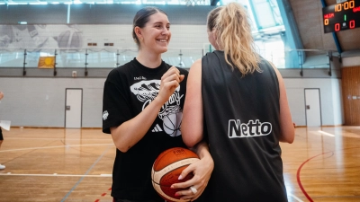 Immer gute Laune: Luisa Geiselsöder, hier beim Trainingslager der deutschen Mannschaft in Ludwigsburg. (Foto: DBB/Demirel)