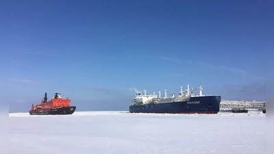 Russisches LNG soll früher als geplant nicht mehr in die EU importiert werden dürfen. (Archivbild) (Foto: Friedemann Kohler/dpa)