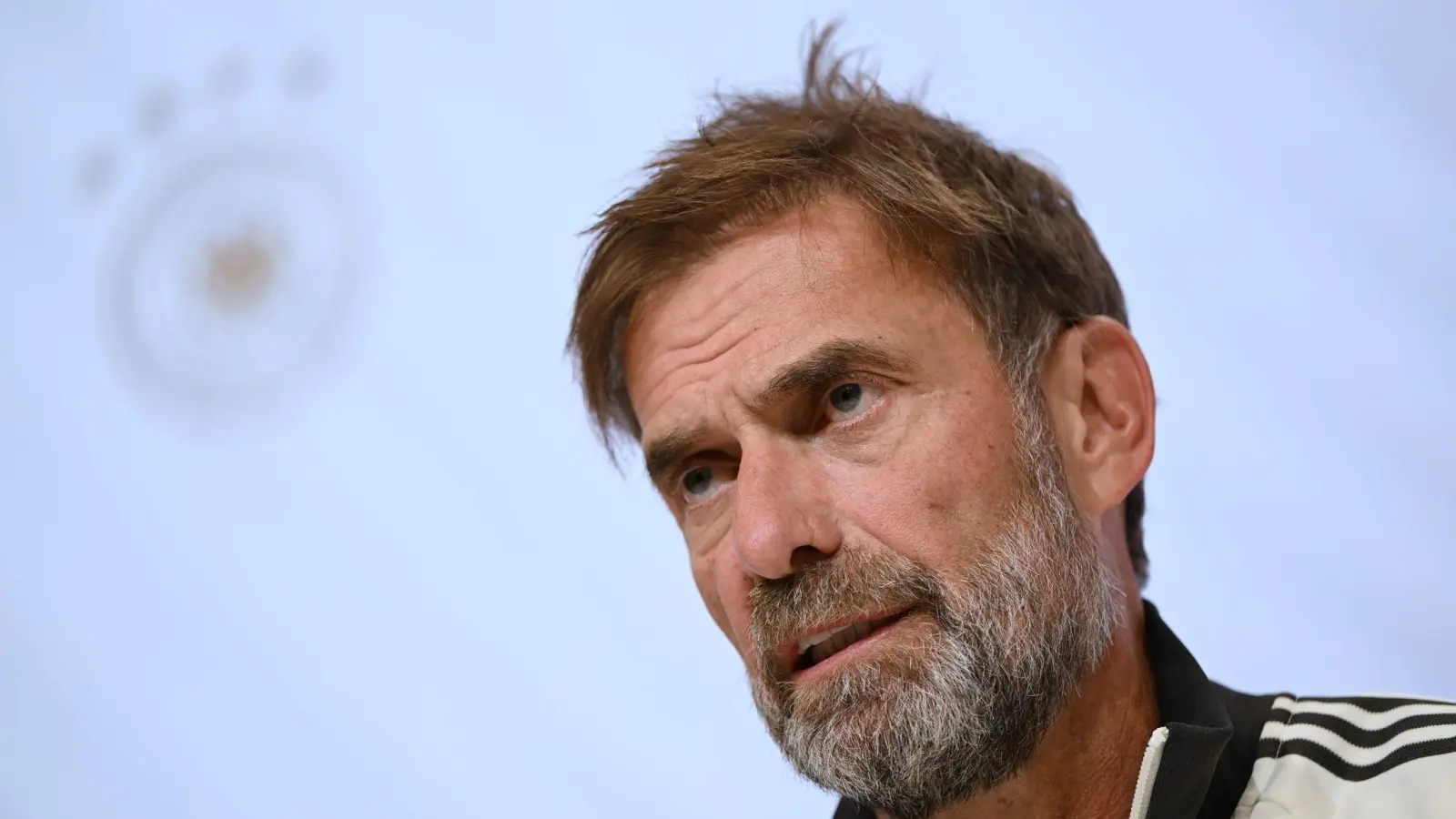 Jürgen Klopp kann das Abschlusstraining für die Partie in Griechenland mit allen 23 Spielern bestreiten.  (Foto: Sven Hoppe/dpa)