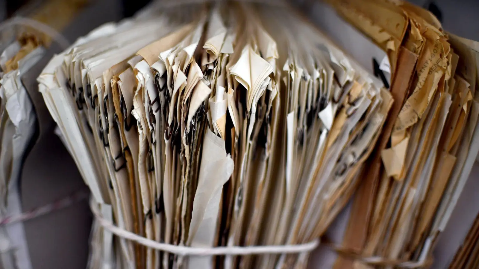 Millionen von Akten der ehemaligen DDR-Staatssicherheit wurden gesichert. (Archivbild) (Foto: Britta Pedersen/dpa-Zentralbild/dpa)