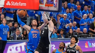 Isaiah Hartenstein konnte das Aus der Thunder nicht verhindern. (Foto: Nate Billings/AP/dpa)