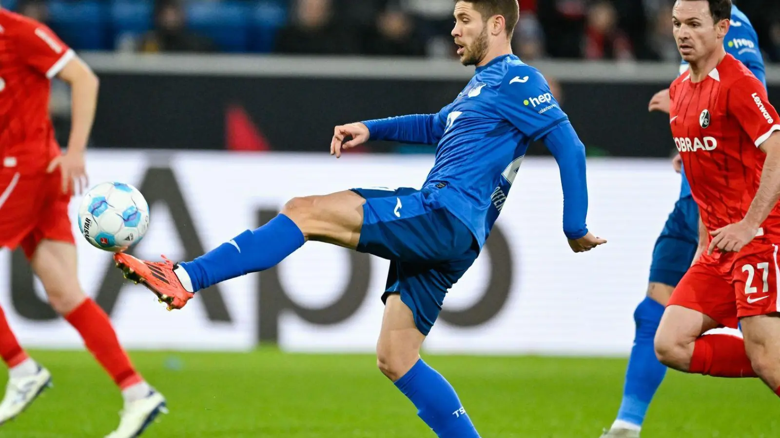 Versuchte das Spiel der Hoffenheimer zu machen: Andrej Kramaric. (Foto: Uwe Anspach/dpa)