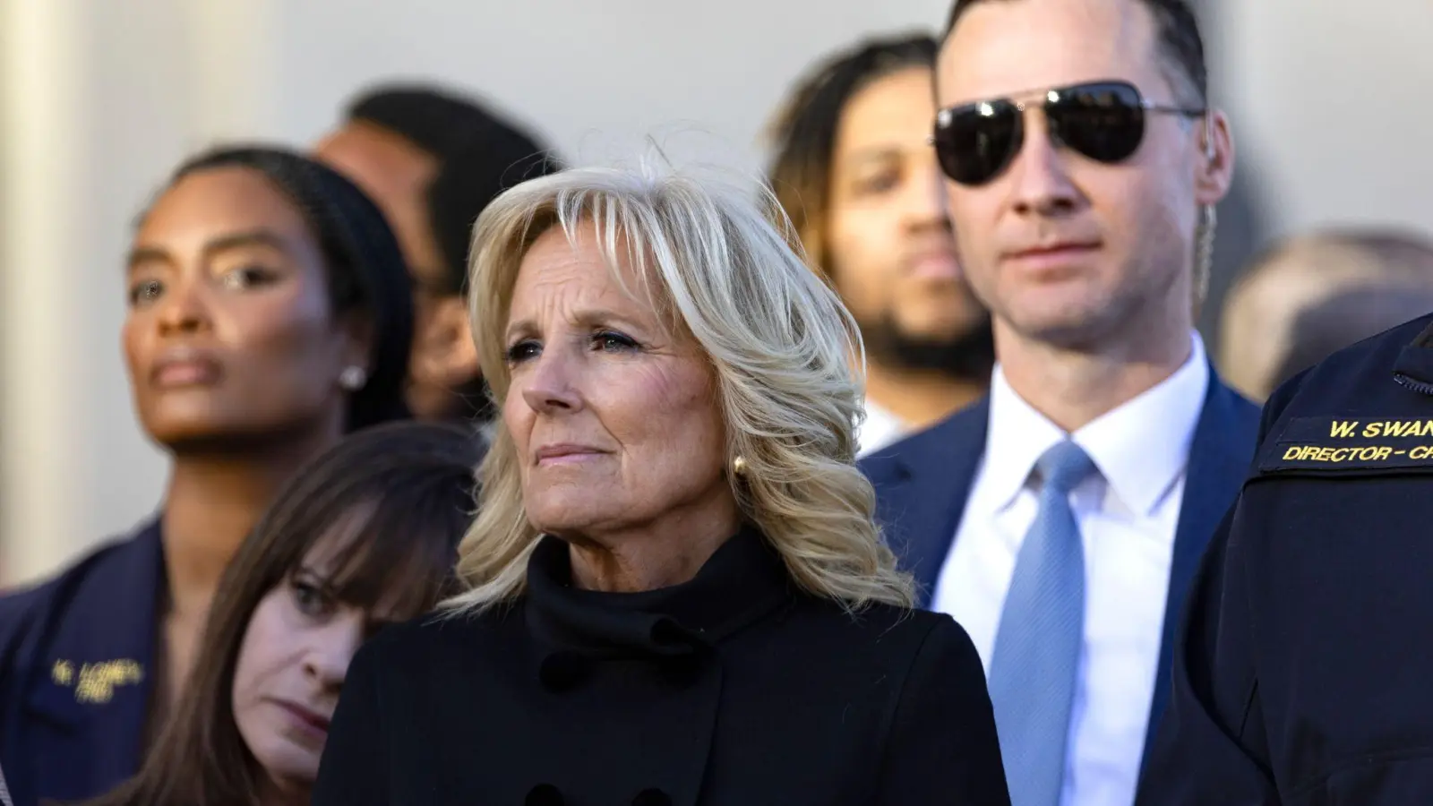 First Lady Jill Biden während einer Mahnwache für die Opfer des Amoklaufs an der Covenant School von Nashville. (Foto: Wade Payne/AP/dpa)