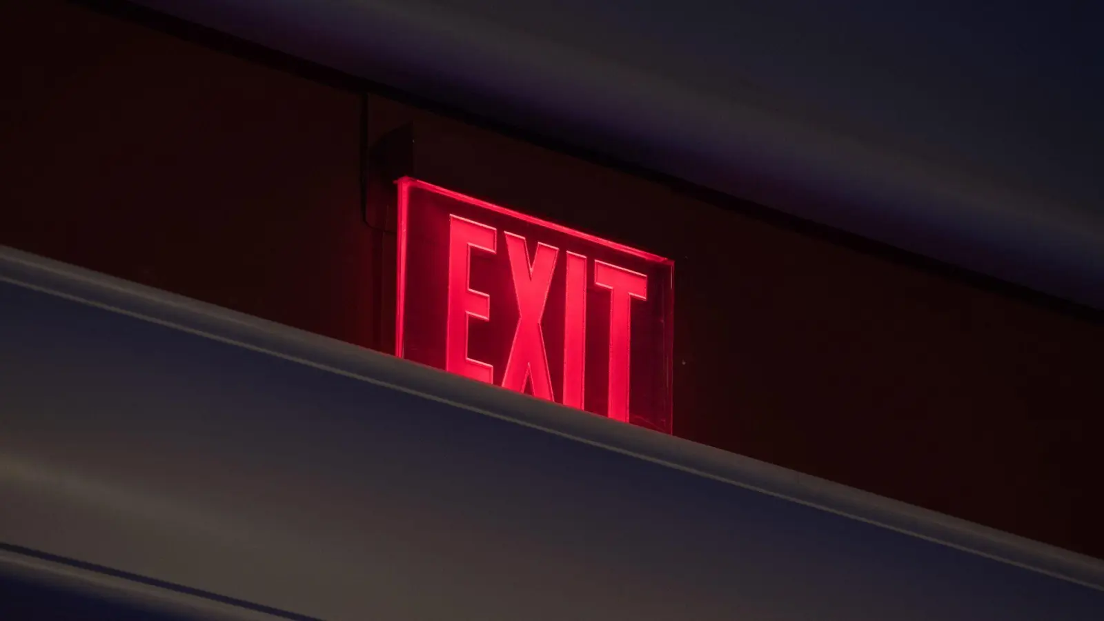 Exit-Strategie gefragt? Keine Sorge, meistens kommen Sie aus dem Vertrag vor Arbeitsantritt raus. (Foto: Andrea Warnecke/dpa-tmn)