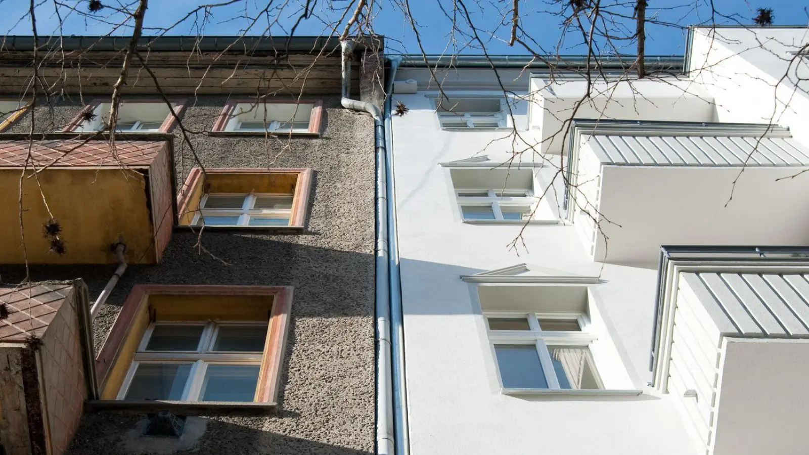 Aus Alt mach Neu: Hat der Vermieter umfassende Modernisierungsmaßnahmen umgesetzt, kann er die Miete seiner Mieter erhöhen. (Foto: Andrea Warnecke/dpa-tmn)