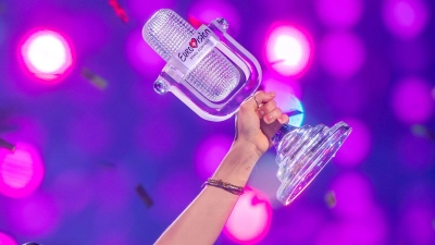 Um diese Trophäe geht es - und den ESC-Sieg in Wien. (Foto: Jens Büttner/dpa)