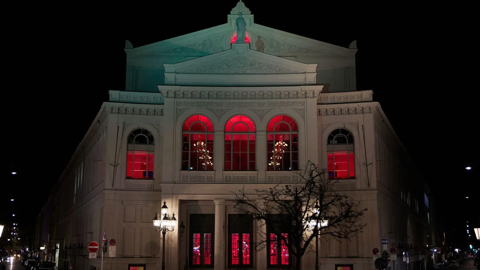 In München könnte im kommenden Jahr ein neues Fest im gesellschaftlichen Terminkalender dazukommen. (Archivbild) (Foto: Christian POGO Zach/Staatstheater am Gärtnerplatz/dpa)