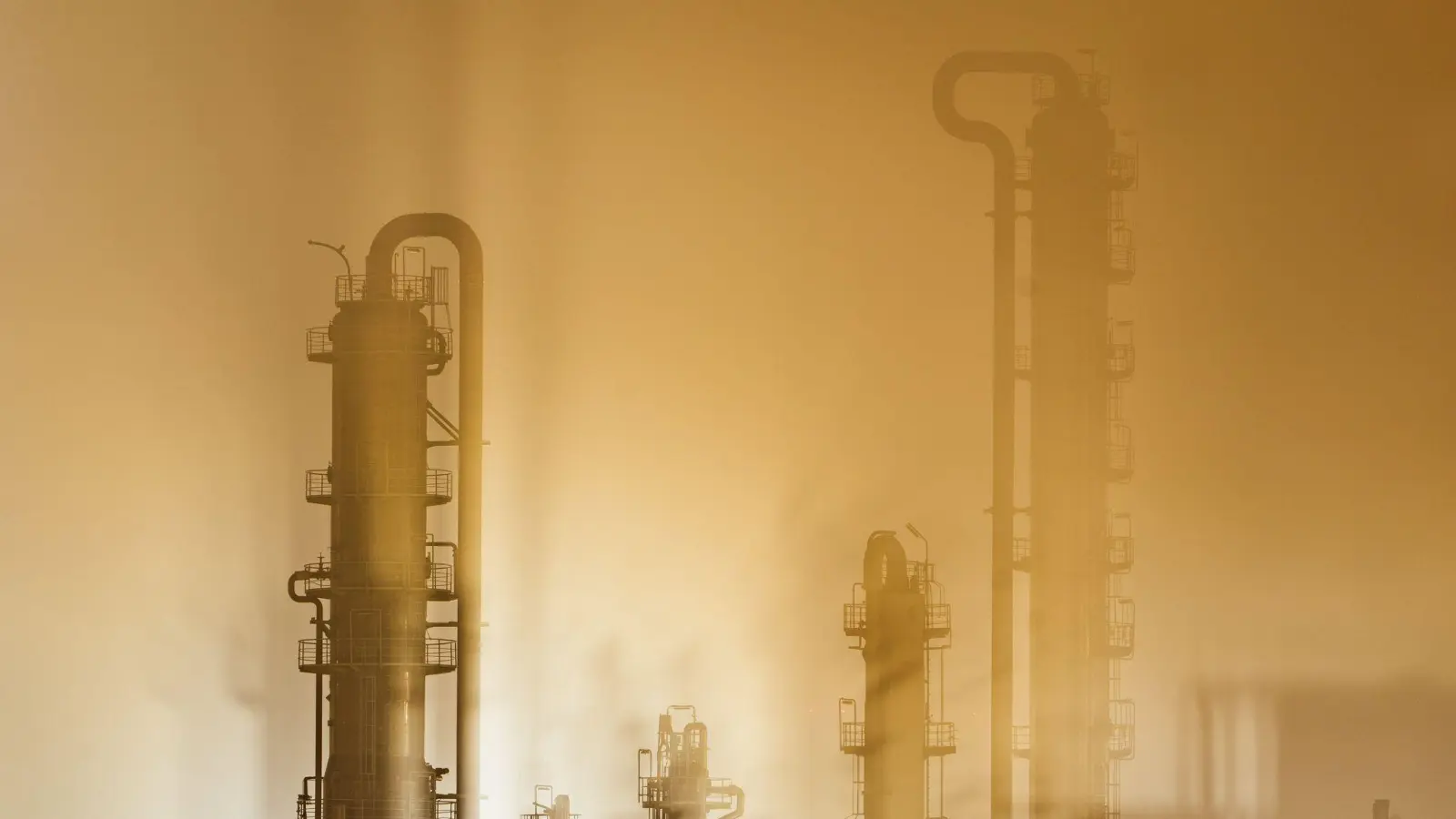 Die deutsche Wirtschaft müht sich nur langsam aus der jahrelangen Flaute. (Archivbild) (Foto: Andreas Arnold/dpa)
