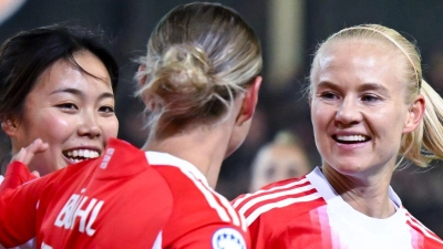 Bayern feiert einen klaren Sieg im Spitzenspiel. (Archivbild) (Foto: Sven Hoppe/dpa)