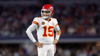 Droht mit den Kansas City Chiefs die Playoffs zu verpassen: Quarterback Patrick Mahomes (Foto: Gareth Patterson/AP/dpa)