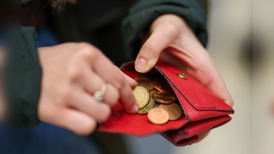 Der deutsche Staat hat im vergangenen Jahr mehr Geld für Sozialhilfe ausgegeben. (Symbolbild) (Foto: Jan Woitas/dpa)