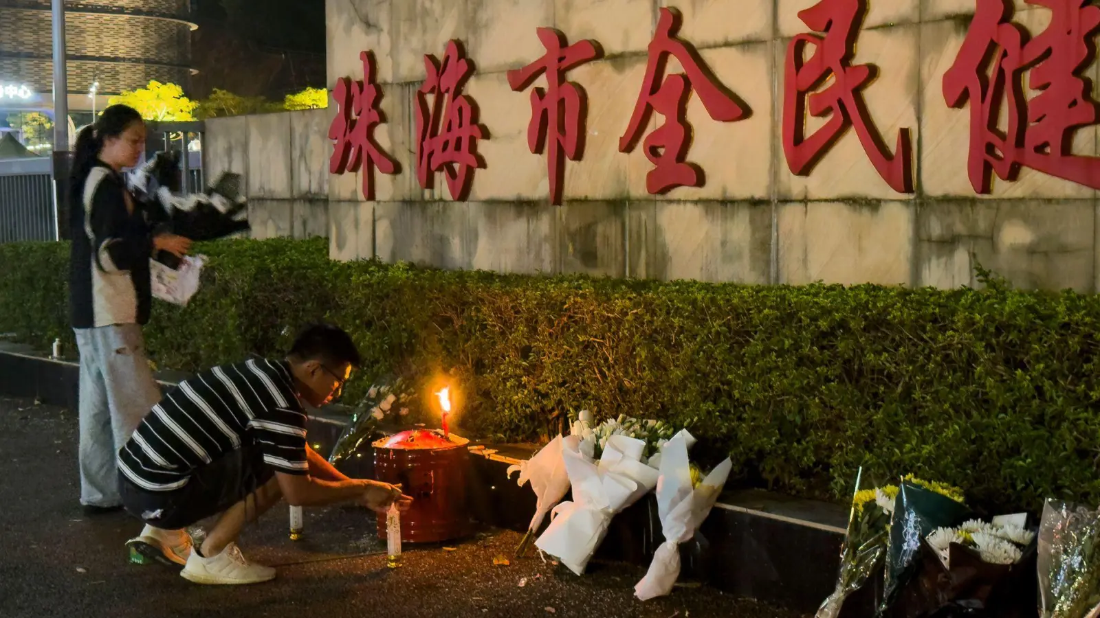 Die Amokfahrt in Zhuhai hatte 35 Menschen das Leben gekostet. (Archivbild) (Foto: Ng Han Guan/AP/dpa)