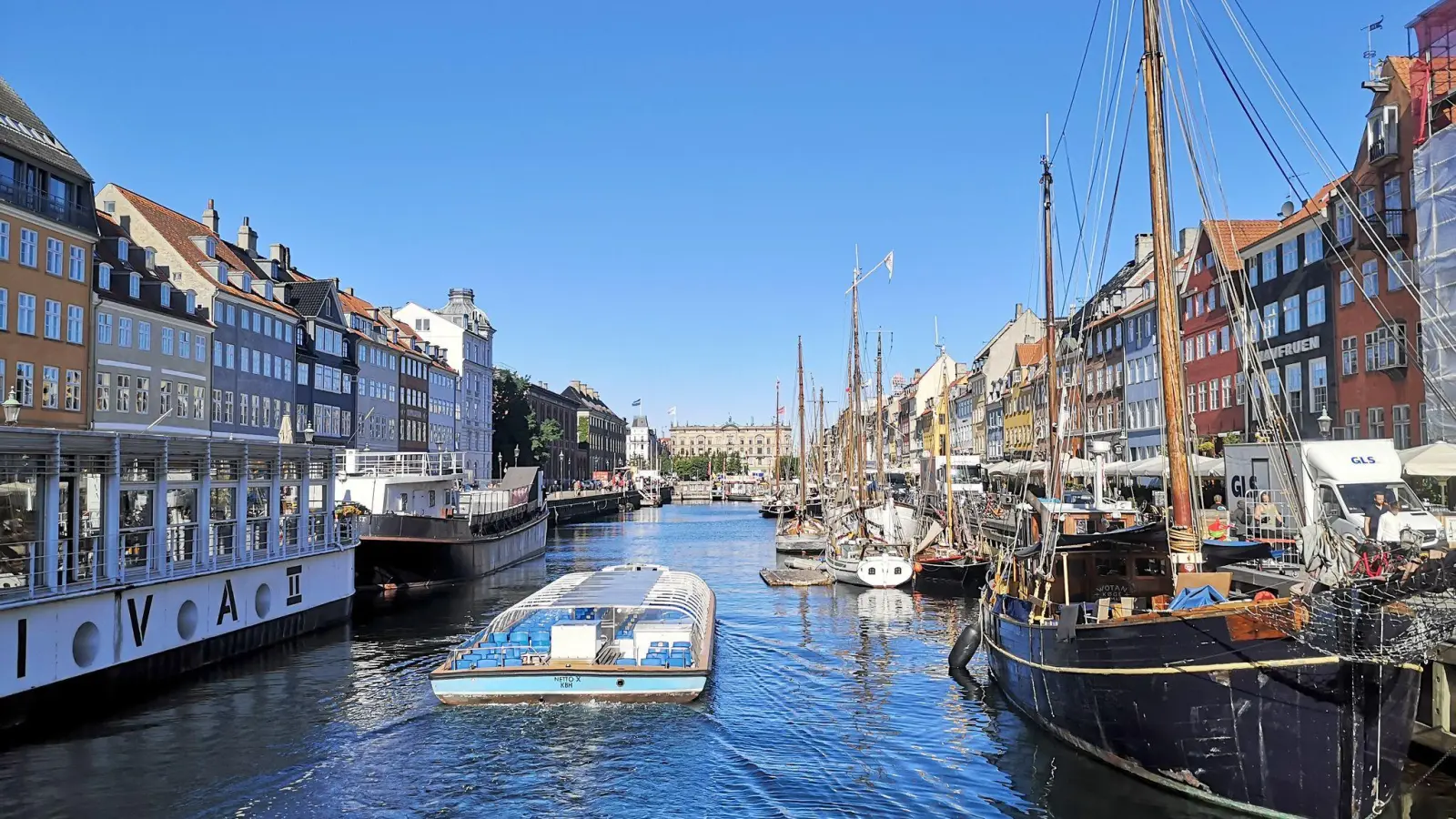 Nachhaltiger Urlaub soll belohnt werden: In Kopenhagen gibt’s Vergünstigungen für „gute Taten“ wie Zuganreise oder Müllsammeln. (Foto: Francoise Hauser/dpa-tmn)