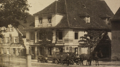 Das Gasthaus „Birnbaum“ in der Nürnberger Straße war in den 1920er Jahren Pflasterzollstation. Hier mussten die Kutscher und Autofahrer eine kommunale Abgabe für die Straßennutzung zahlen. (Foto: Stadtarchiv Ansbach)