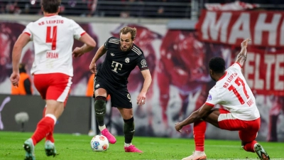 Können die Leipziger diesmal die Bayern-Offensive um Harry Kane (M) stoppen? (Archivbild) (Foto: Jan Woitas/dpa)