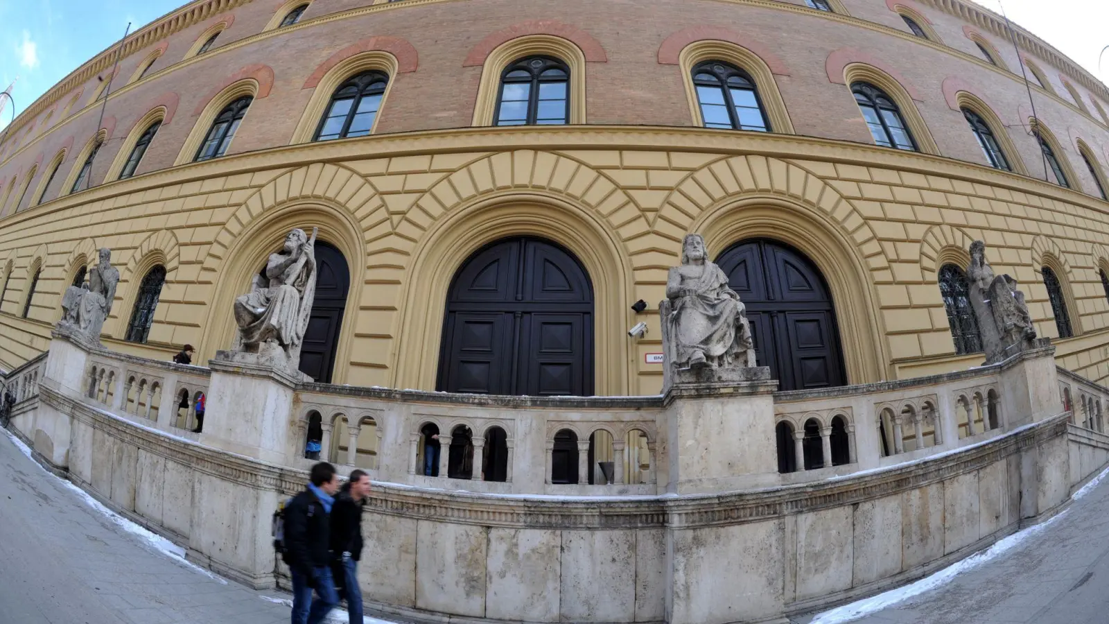 Die Bayerische Staatsbibliothek hat eine umfangreiche Sammlung historischer äthiopischer Handschriften erworben. (Archivfoto) (Foto: Frank Leonhardt/dpa)