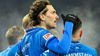 Darmstadts Fraser Hornby steuerte zwei Treffer gegen die SpVgg Greuther Fürth bei. (Foto: Uwe Anspach/dpa)