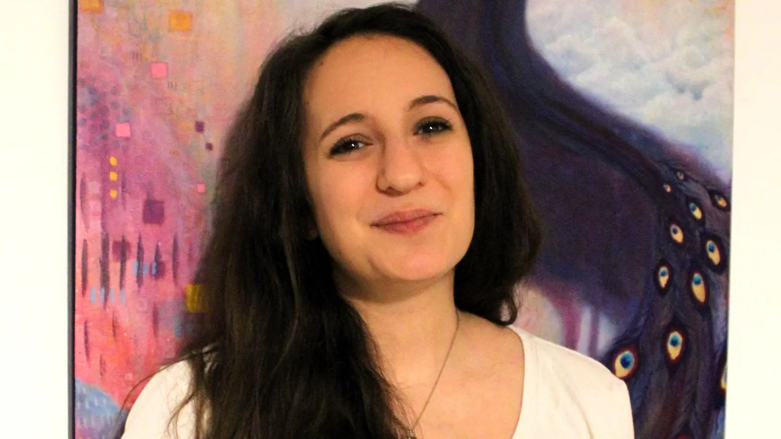 Freut sich über die Möglichkeit, ihre Werke präsentieren zu können: Sofia Braun. (Foto: Nina Müller)