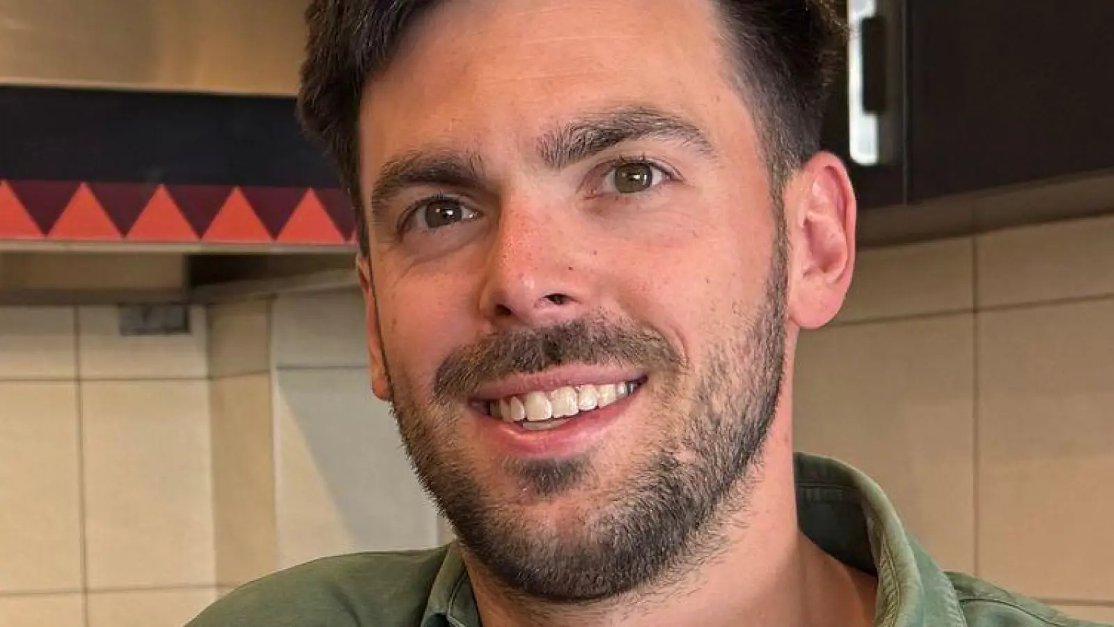 Vor knapp einem Jahr eröffnete Fabian Förster „Dieters Grill“, ein kleines Imbissrestaurant in Nairobi. (Foto: Eva Krafczyk/dpa)