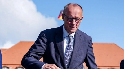Merz, Vizekanzler Klingbeil und Innenminister Dobrindt traten gemeinsam vor die Presse. (Foto: Kay Nietfeld/dpa)