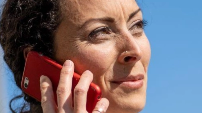 Vorsicht vor Rückruf-Maschen: Aufforderungen zum Rückruf nach einer Kündigung dienen oft nur dazu, Kunden mit neuen Angeboten zum Bleiben zu bewegen. (Foto: Zacharie Scheurer/dpa-tmn)