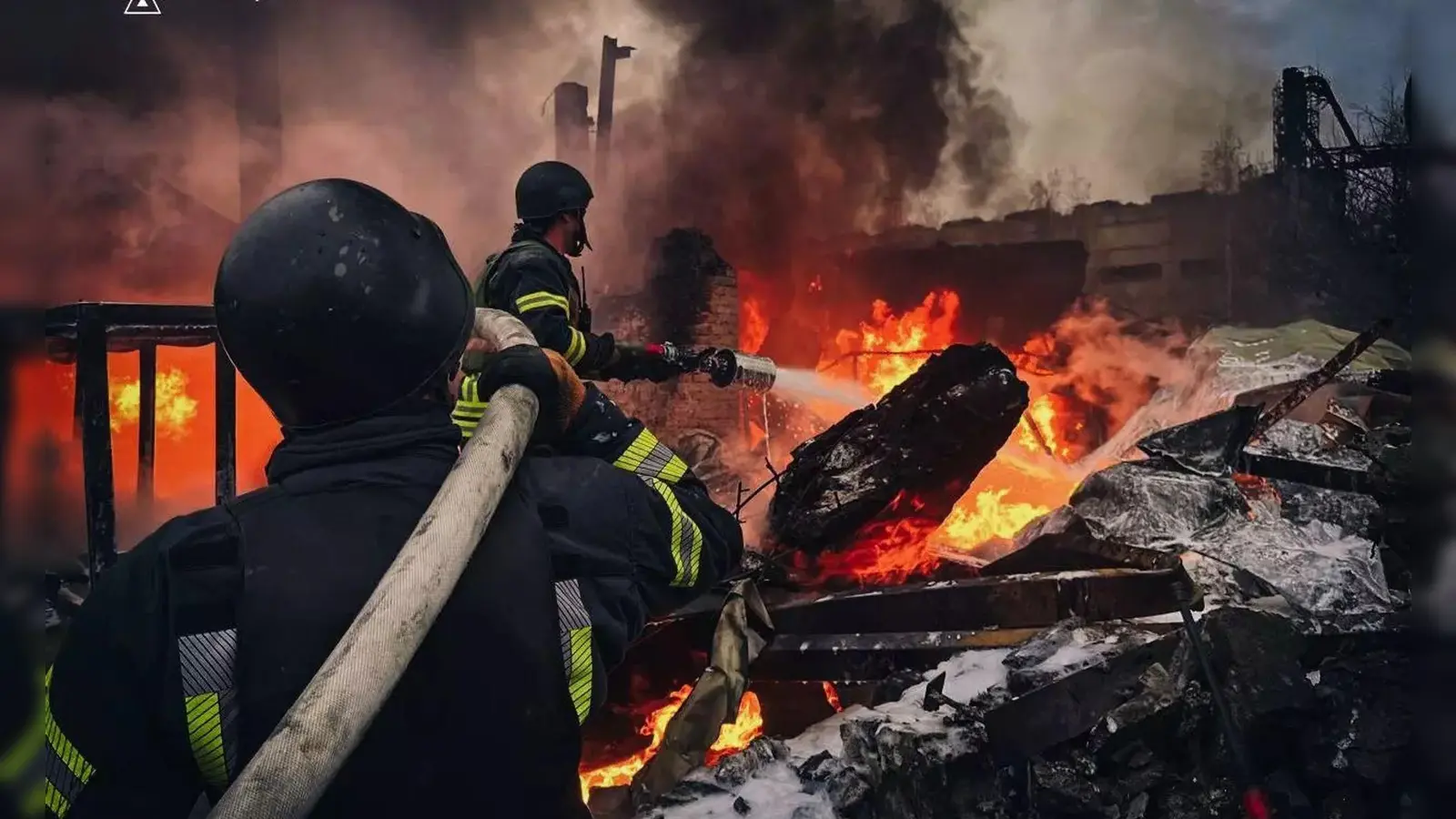 Die Hauptstadt Kiew ist schon mehrfach zum Ziel rusischer Raketenangriffe geworden. (Archivbild) (Foto: -/Ukrainischer Zivilschutzdienst/dpa)