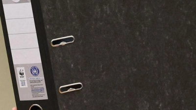 „Ich habe aus Zorn eine abscheuliche Tat begangen“, sagte der Angeklagte zum Prozessauftakt. (Foto: Karl-Josef Hildenbrand/dpa)