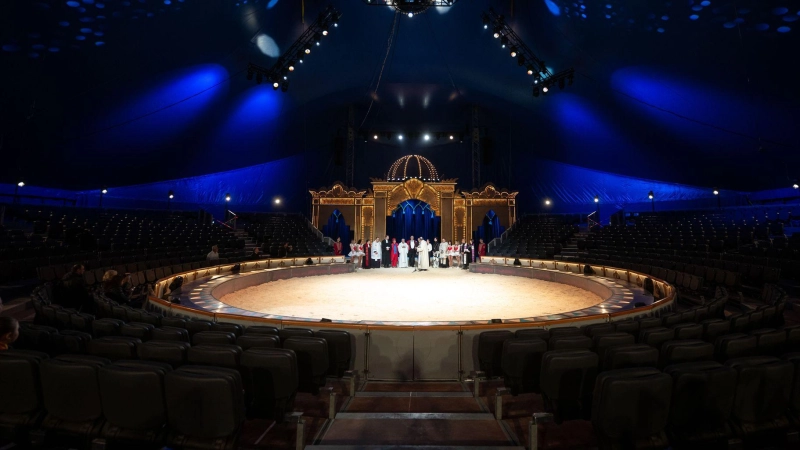 Der Circus Krone feierte am ersten Weihnachtstag die Premiere seines Winterprogramms, das in diesem Jahr unter dem Motto „Ich. Du. Wir. Krone“ steht. (Archivbild) (Foto: Lukas Barth/dpa)