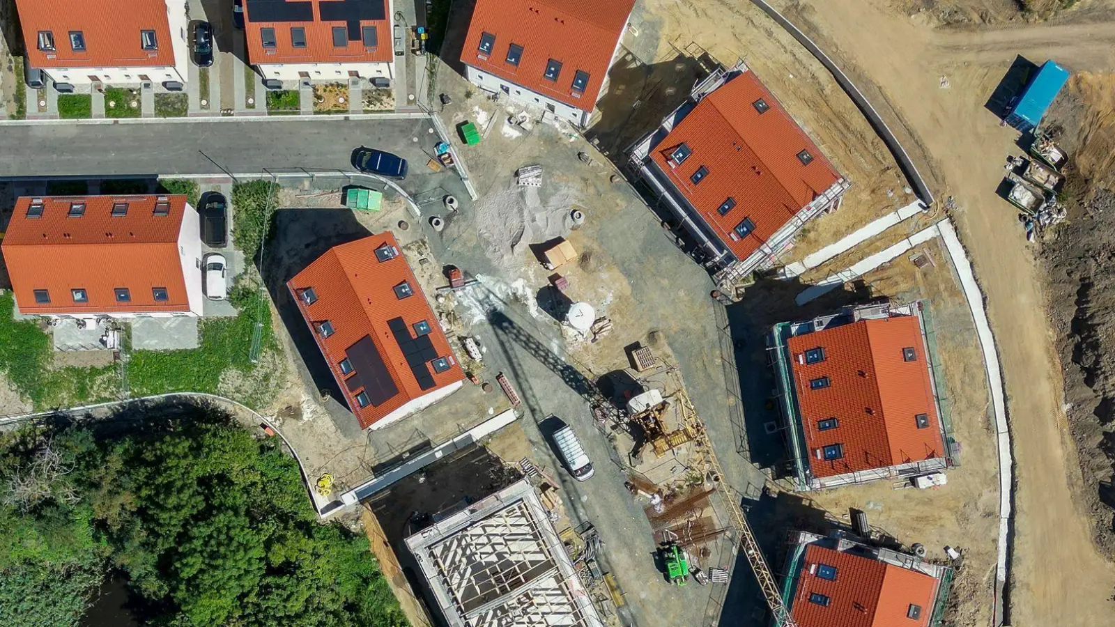 Die Nachfrage nach Eigenheimen wächst wieder. (Archivbild) (Foto: Jan Woitas/dpa)