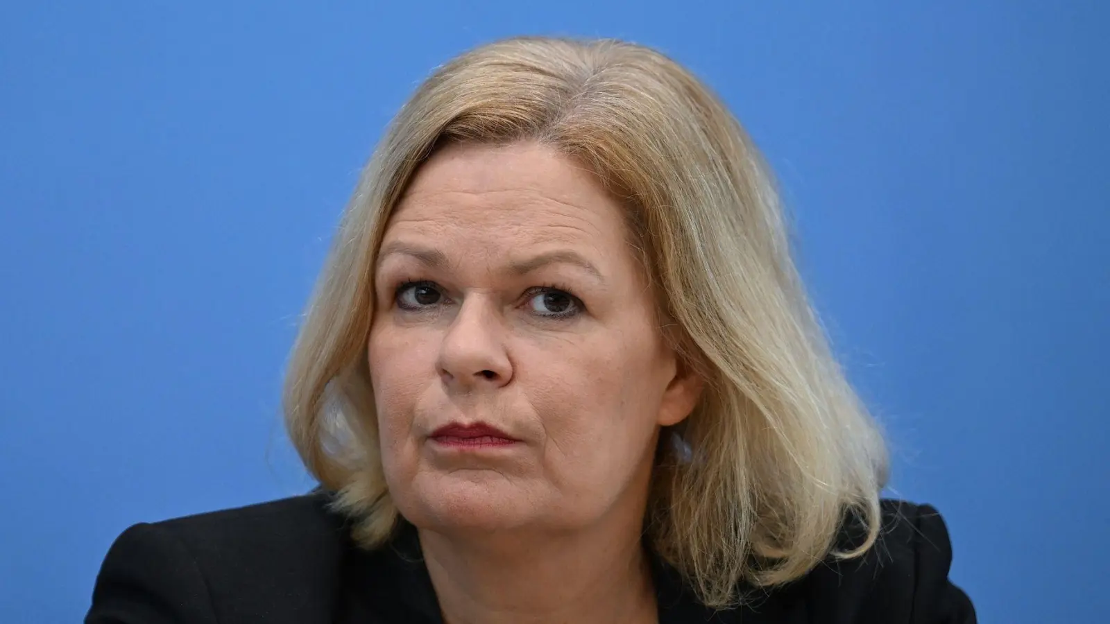 Bundesinnenministerin Nancy Faeser warnt mit Blick auf die Kriminalitätsstatistik vor einem „ein Klima der Ressentiments und der Gewalt“. (Foto: Britta Pedersen/dpa)