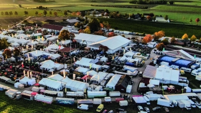 Die Muswiese ist der älteste und größte Jahrmarkt im Hohenloher Raum. Sie findet vom 11. bis 16. Oktober wie gewohnt in Musdorf bei Rot am See statt. (Foto: Drohnenflug Balbach)