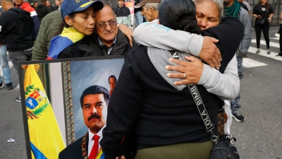 Der Verbleib von Maduro ist aktuell unklar.  (Foto: Cristian Hernandez/AP/dpa)